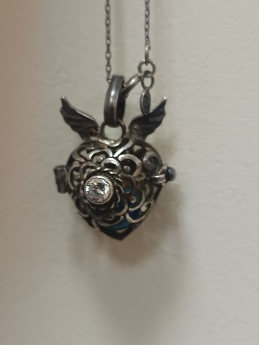 Сребърна висулка и сребърен синджир