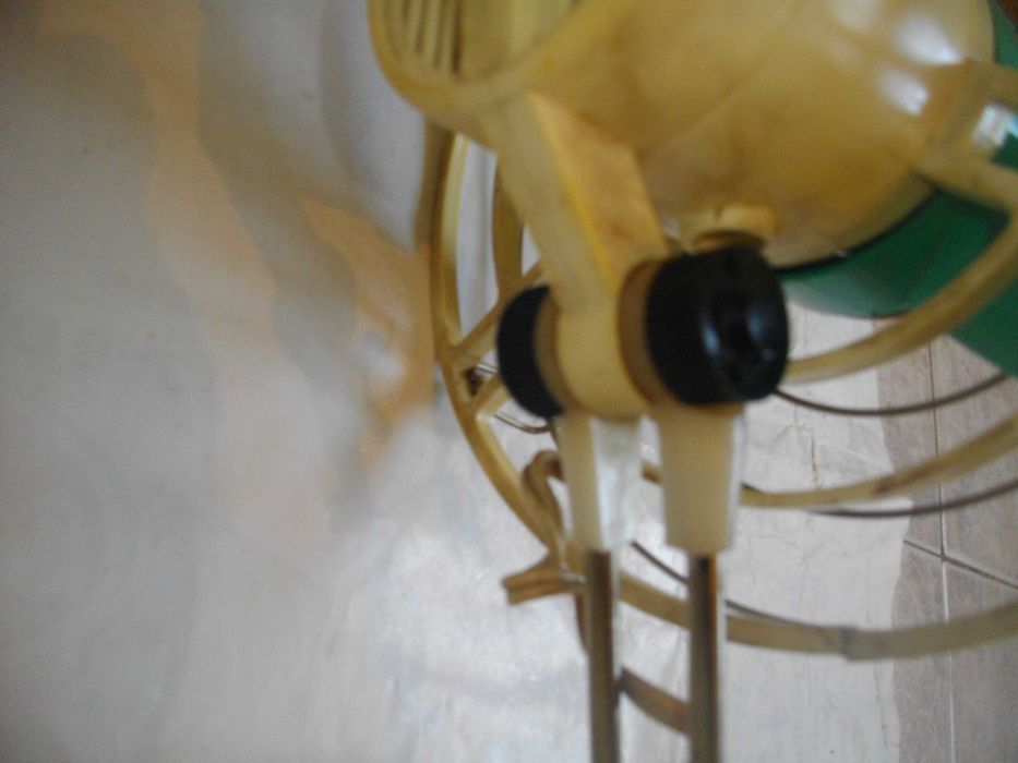 Руски СССР от Соца Електрически настолен ВЕНТИЛАТОР Сатурн-2 ОТЛИЧЕН