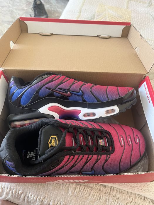 Чисто нови Nike TN