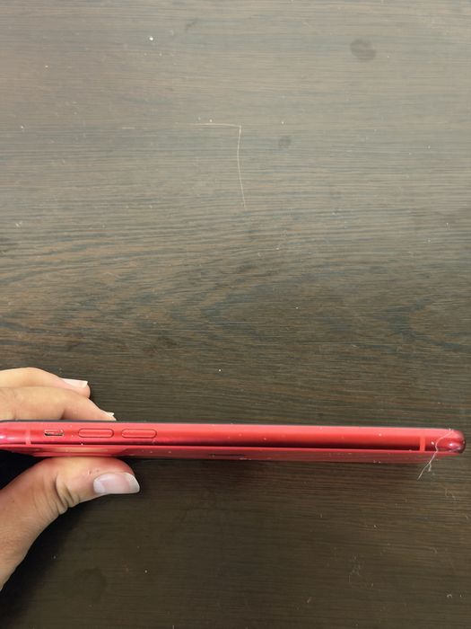 Iphone 11 Red 64 gb 82%