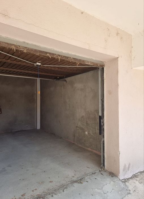 Дава се под наем Гараж / Паркомясто в Варна, Цветен квартал - 17 кв.м за 102 € - Снимка #2