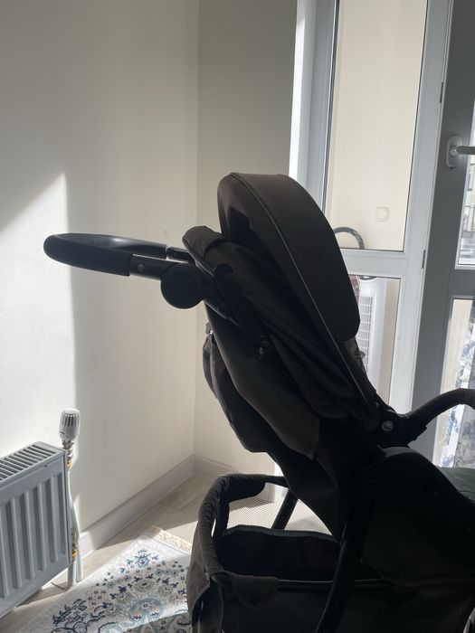 Коляска в отличном состояний