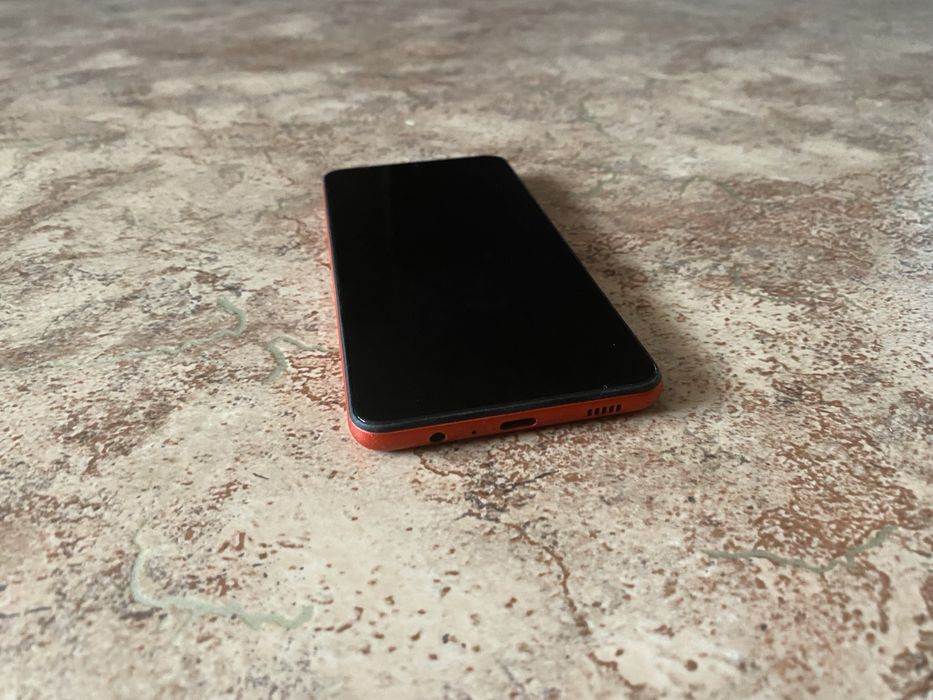 Продам сматфон самсунг а 12