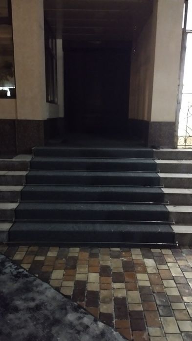 Установка держатель для ковров качественная работа по городу Ташкент