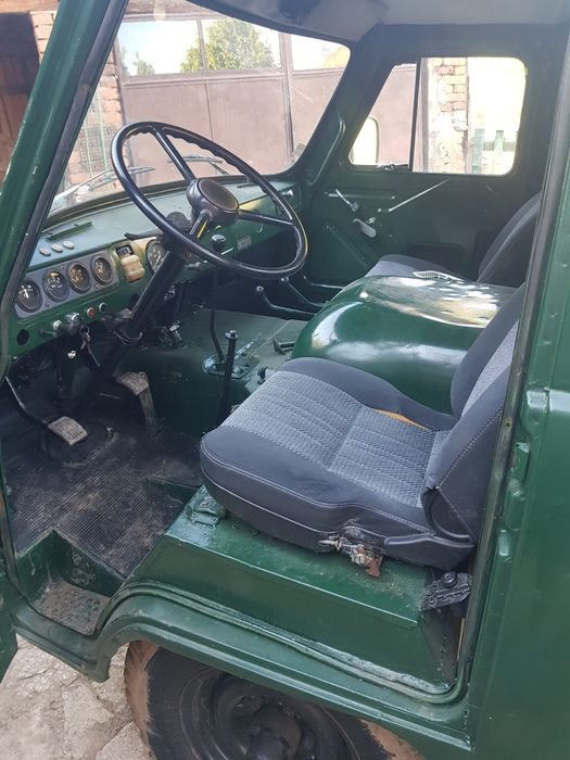 Продавам Уаз 452