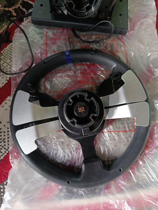 Игровой руль симулятор
