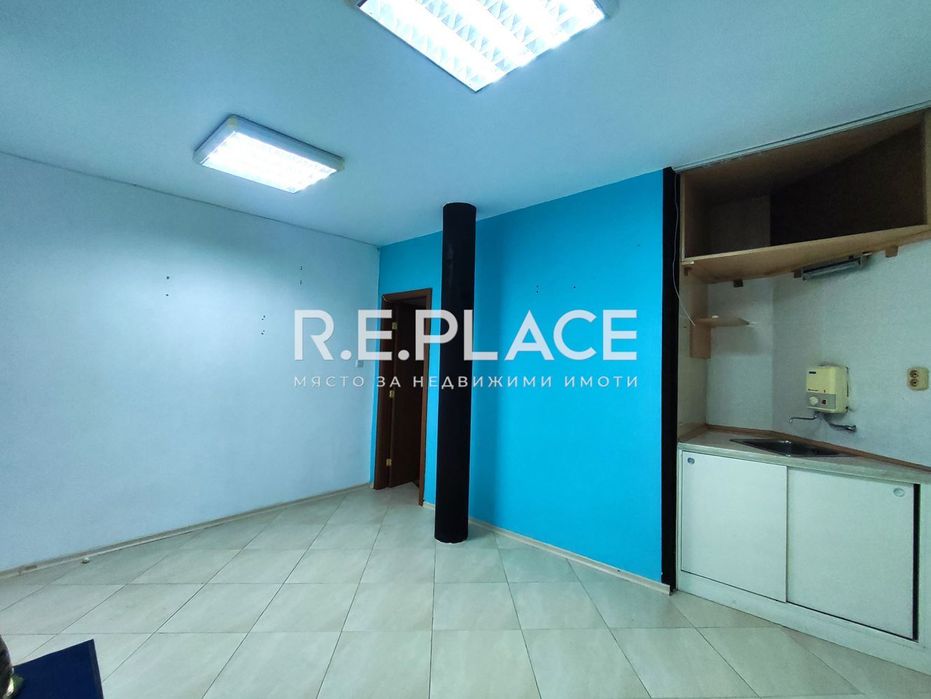 Дава се под наем Офис в Варна, Колхозен пазар - 43 кв.м за 259.08 € - Снимка #2