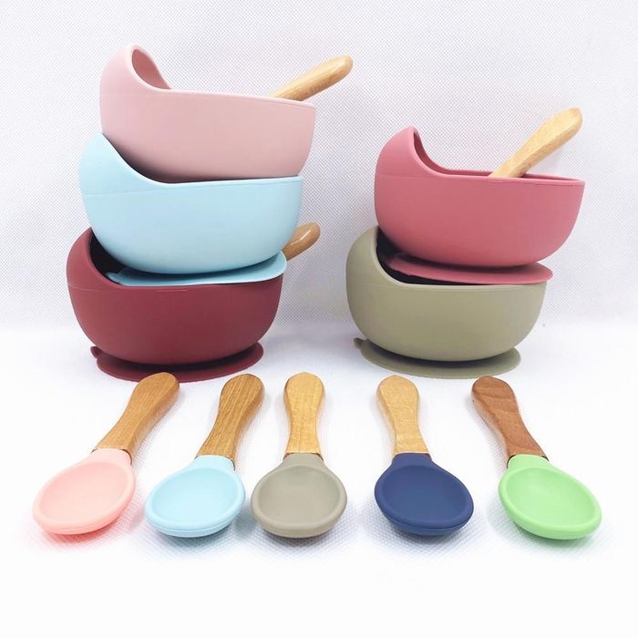 Силиконовая миска для кормления младенцев