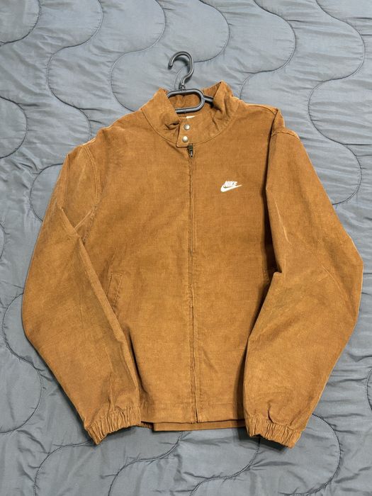 Преходно яке nike