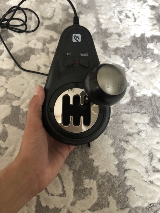 Продам игровой руль