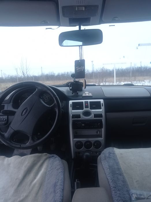Продам автомобиль лада приора 2170.