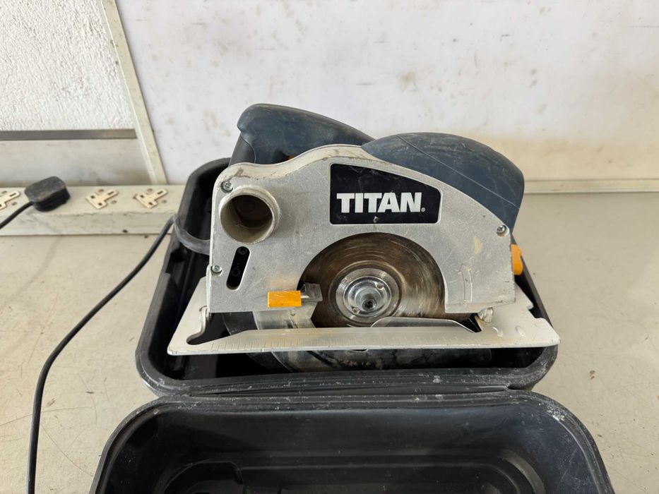 Ръчен жиркуляр - Titan 1400 W