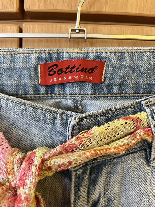 Jeans rupți Bottino