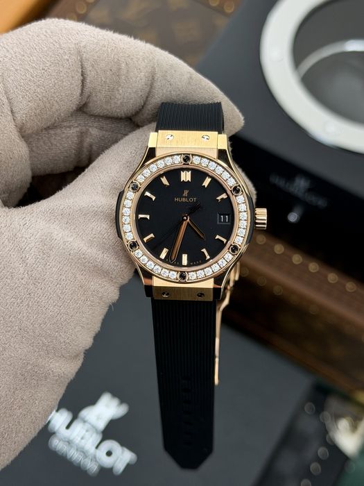 Hublot Classic Fusion Lady 33mm Gold Diamond