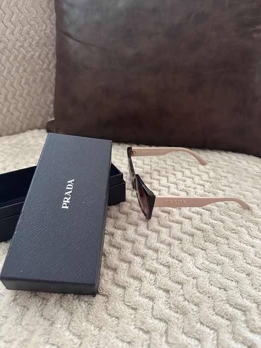 Слънчеви очила PRADA
