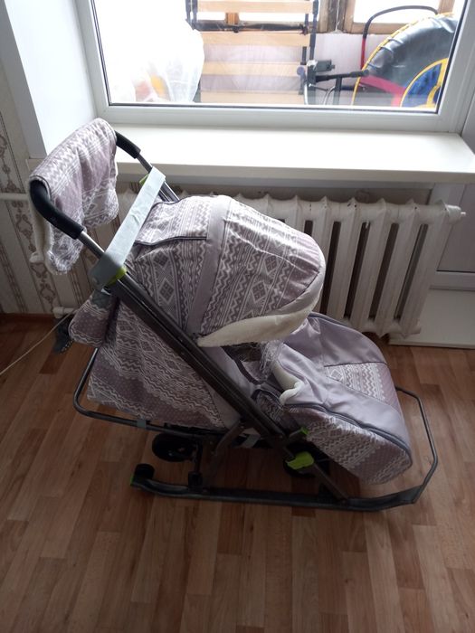 Продам санки в отличном состоянии