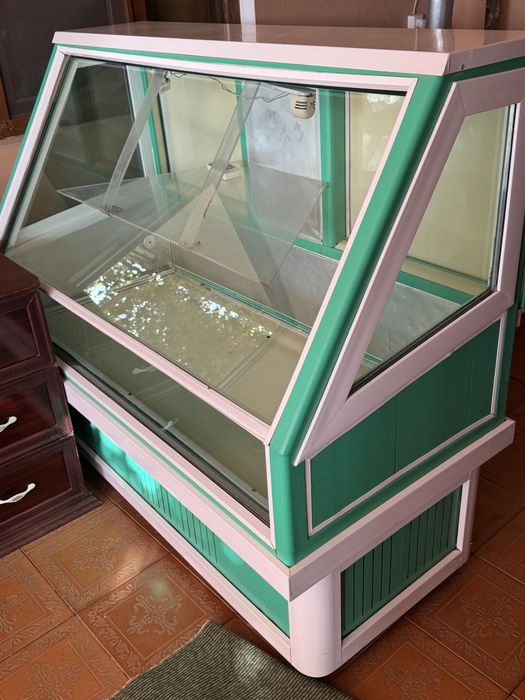 Vetirina haladilnik,