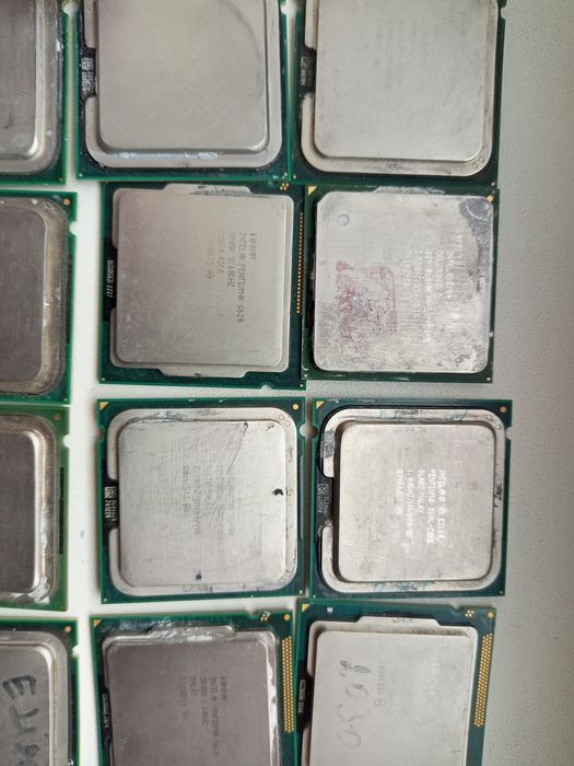 Продам процессоры от компьютера.