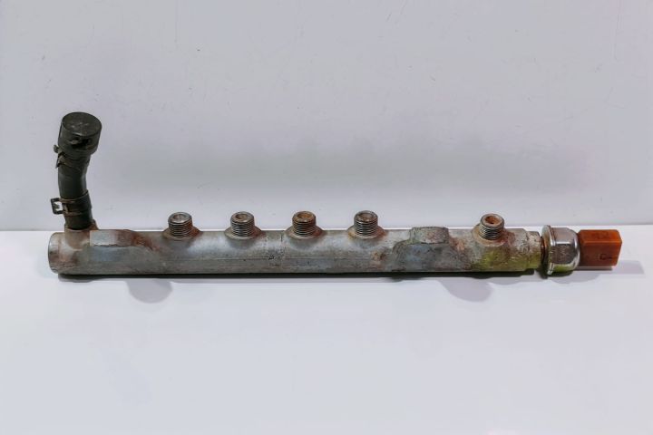 Rampa Injectoare  03L906051 Volkswagen VW Passat CC prima generatie s