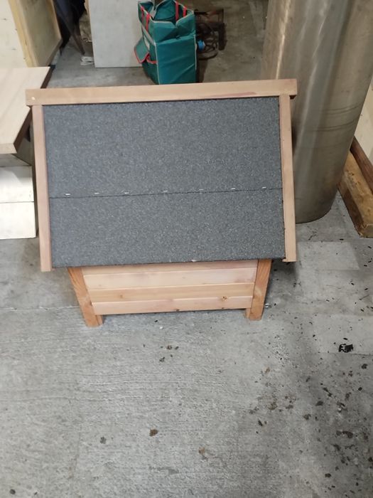 Кучешка къщичка за малки породи