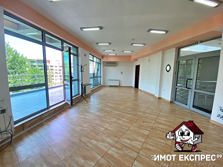 Помещение ново строителство, за офис, заведение, кантора, Супер Център