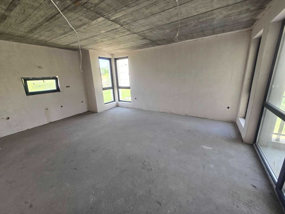 Продава се Тристаен апартамент в Стара Загора, Център - 90 кв.м за 754 €/кв.м - Снимка #6
