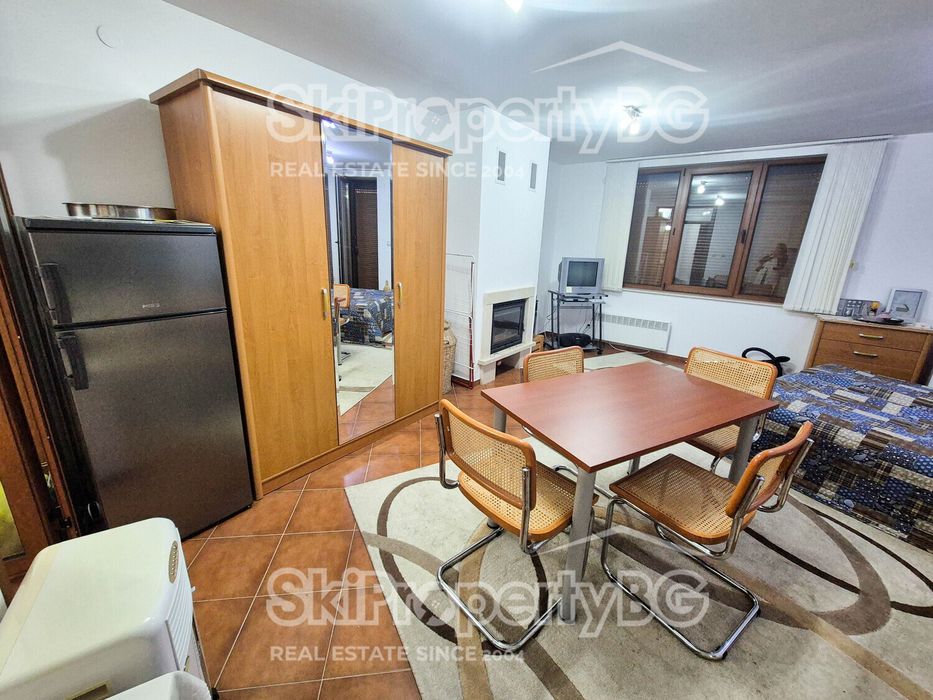 Южен двустаен апартамент с камина!