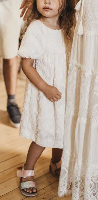 Лятна рокля за момиче Zara за 4-5 годишни