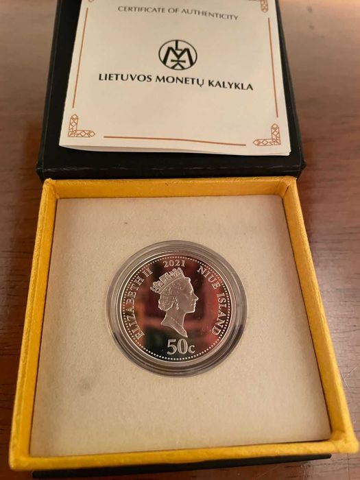 Серебряная коллекционная монета