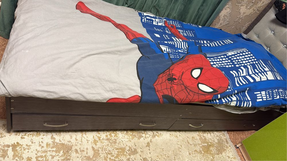 Продам две односпальные кровати