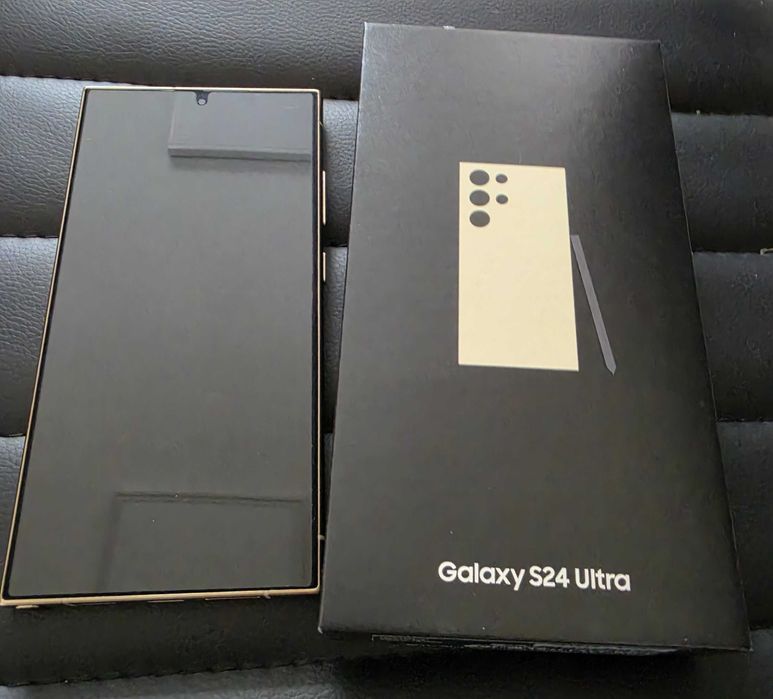 ПРОДАВАМ Galaxy S24 Ultra 512GB+12GB RAM златен