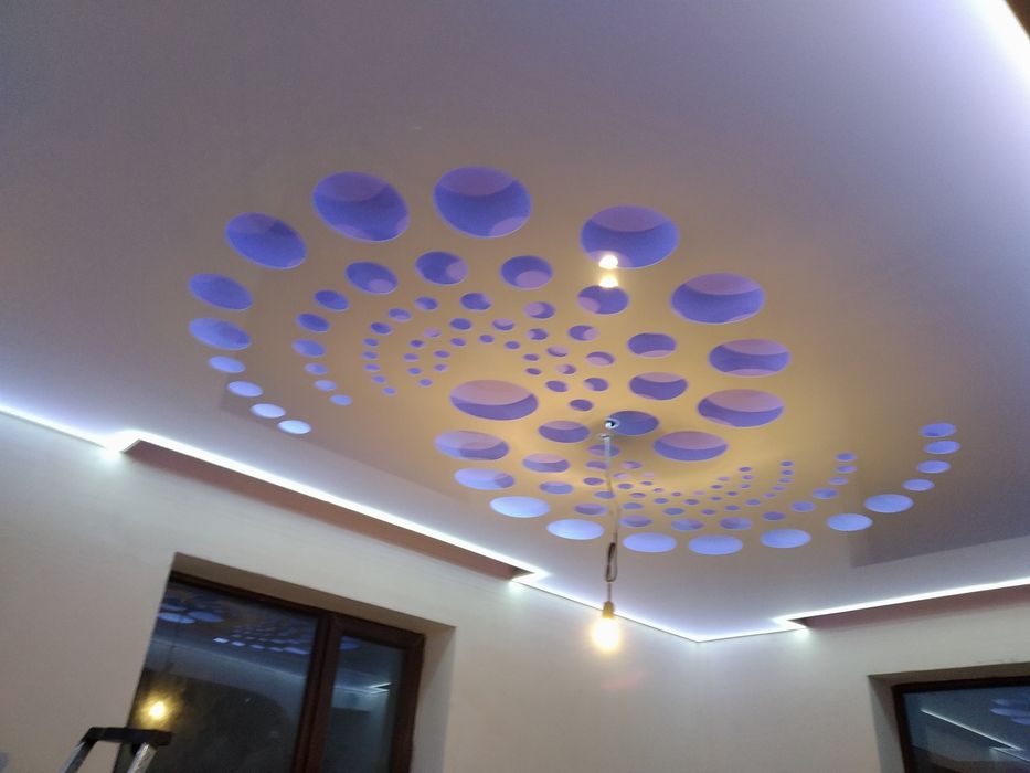 Натяжные потолки от 1200.