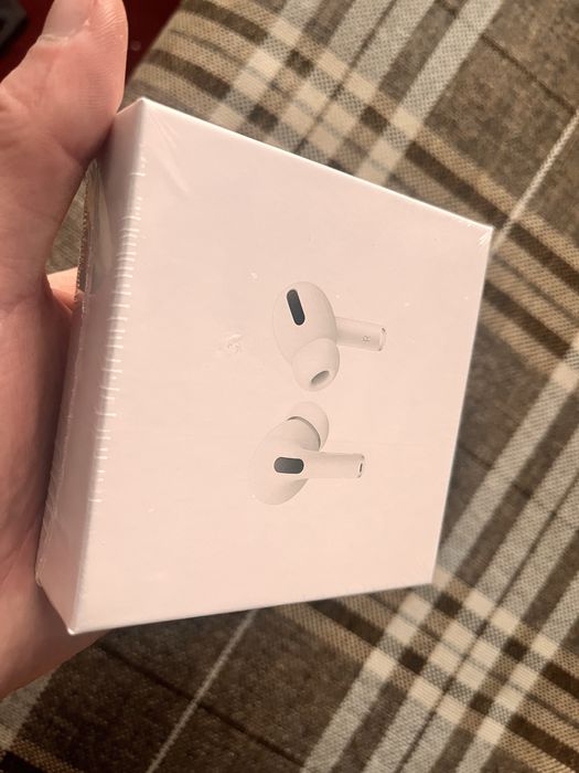 Айрподс новый каропка