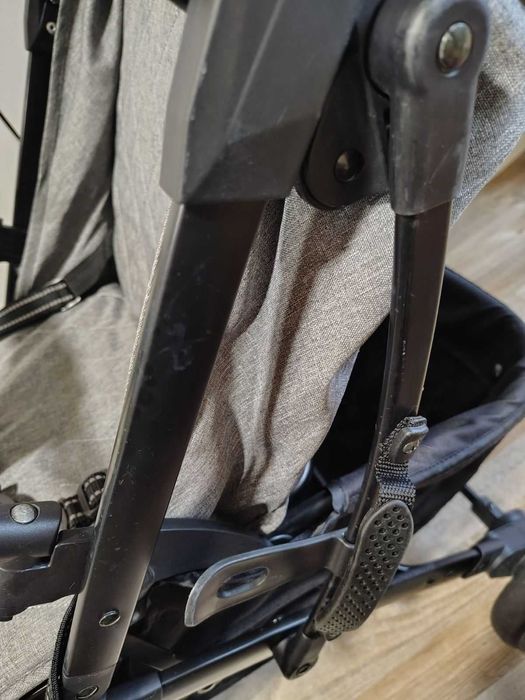 Детска количка сгъваема