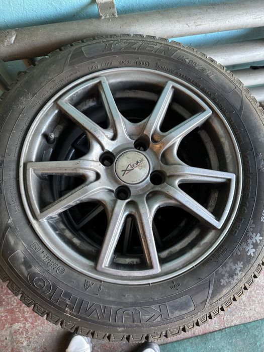 Продам колеса с дисками