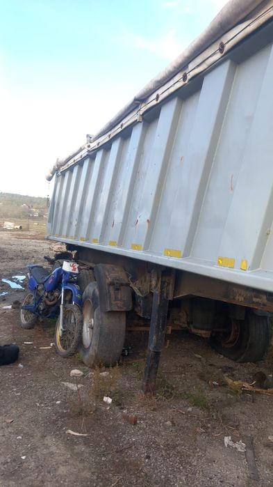 Vand scania  cu chid de basculare