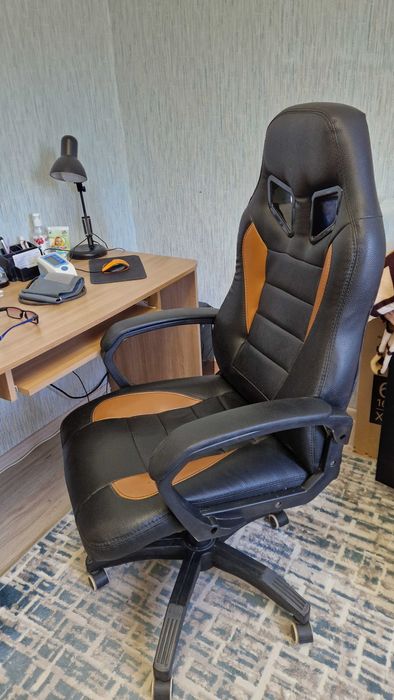 Продам компьютерный стул