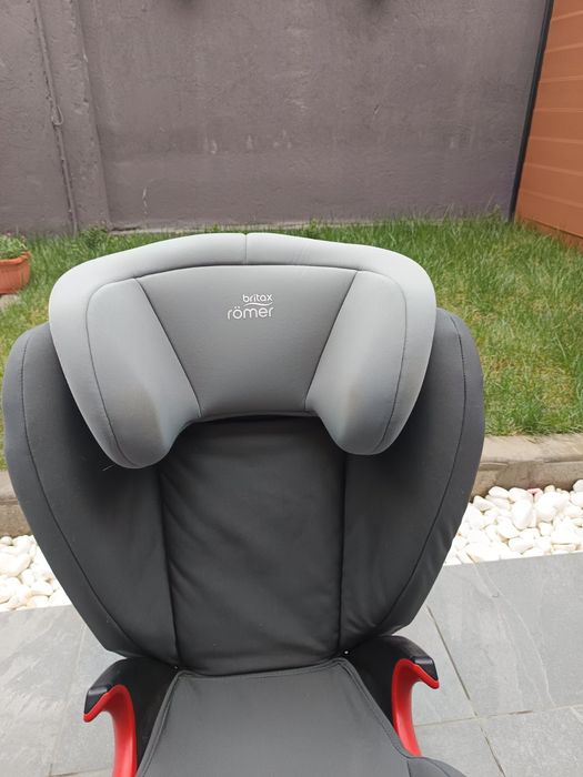 Столче за кола Britax Kidfix SL сиво и червено