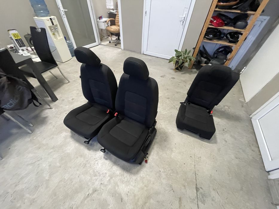 Комплект седалки за Volkswagen Golf Sportsvan