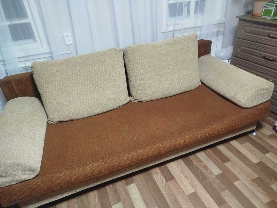 Продам дёшево диван