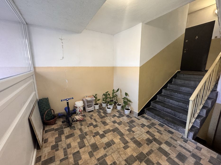 Продава се Двустаен апартамент в Плевен, Сторгозия - 60 кв.м за 1334 €/кв.м - Снимка #18