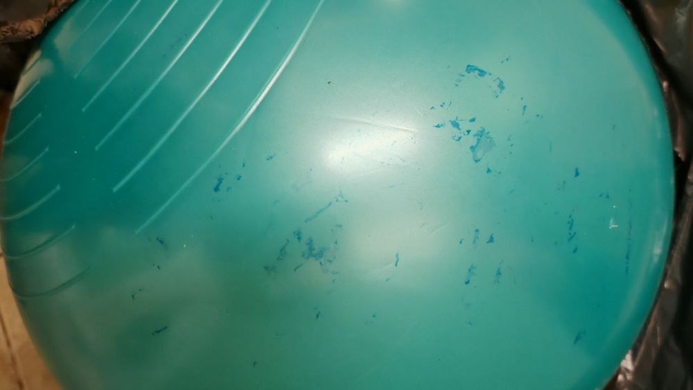 Надуваема топка за скачане с дръжка