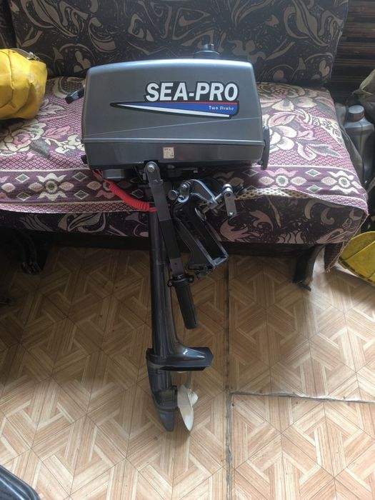 Продам лодочный мотор.