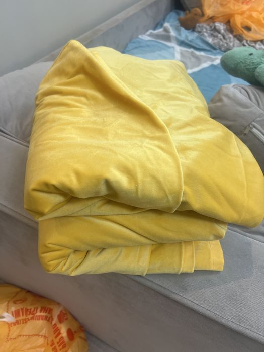 Продам шторы желтые