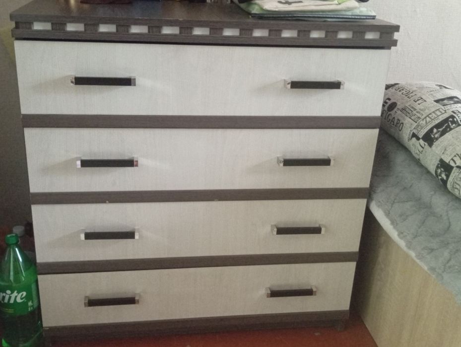 Продам спальный гарнитур