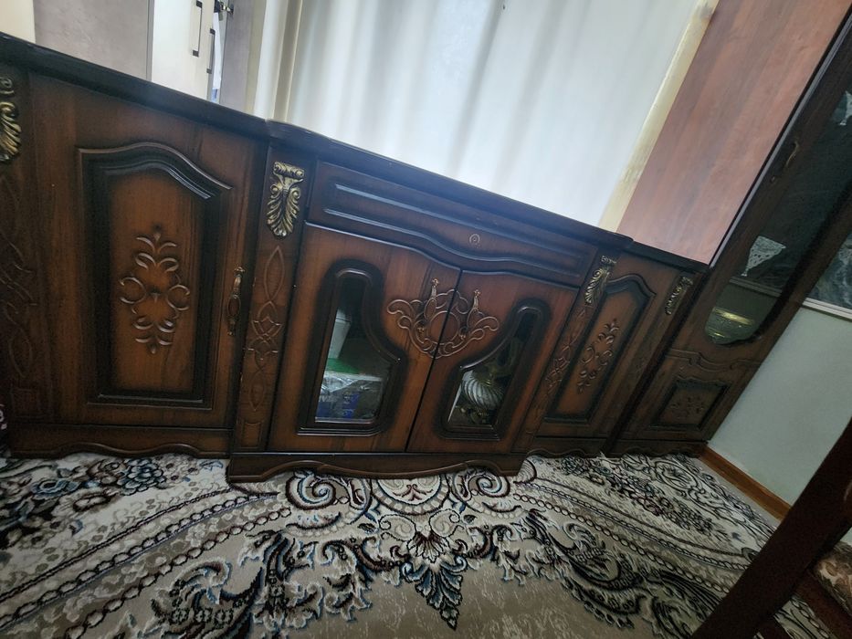 Versachi mebil B/U