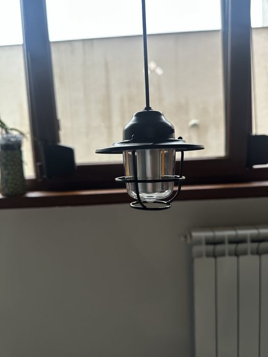 Lampa camping cu acumulator