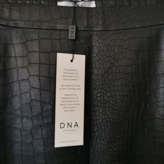 Fusta piele naturala DNA Amsterdam, noua cu eticheta