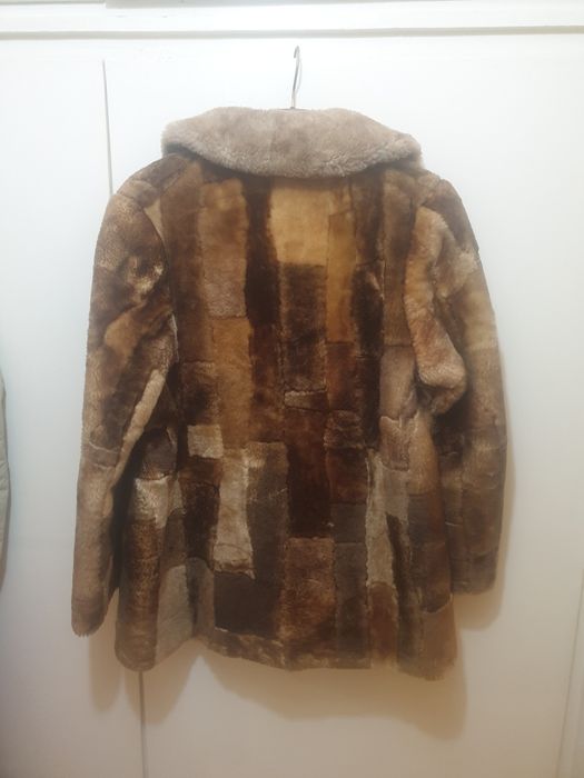 Haina din blana naturala