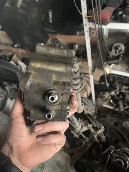 Бош/bosh тандем помпа за 2.0 140 коня 16v